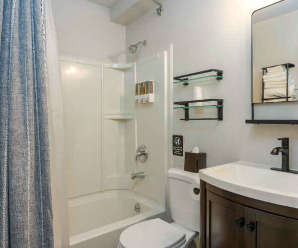 Discovery Inn Rm 27 Double Queen